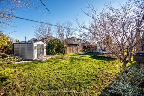 Photo 42 at 105 Winston Park Boulevard, CFB, Toronto