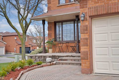 Photo 3 at 35 Glenheather Terrace, Rouge E11, Toronto