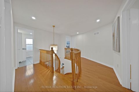 Photo 25 at 35 Glenheather Terrace, Rouge E11, Toronto