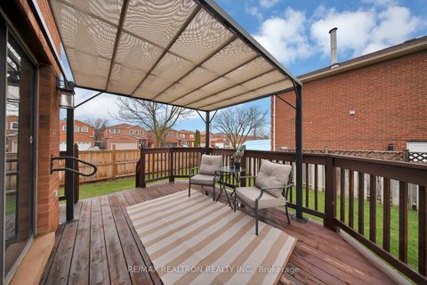 Photo 39 at 35 Glenheather Terrace, Rouge E11, Toronto