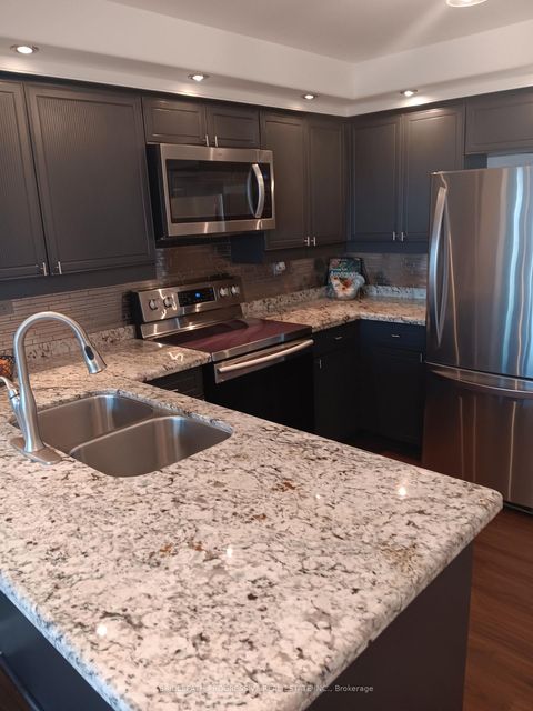 Photo 6 at 1505 - 7300 Yonge Street, Yorkhill, Vaughan