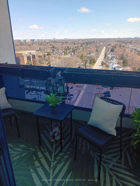 Photo 25 at 1505 - 7300 Yonge Street, Yorkhill, Vaughan
