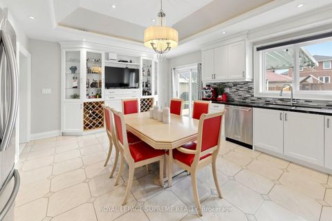 Photo 12 at 46 Chiswick Avenue, Amesbury, Toronto