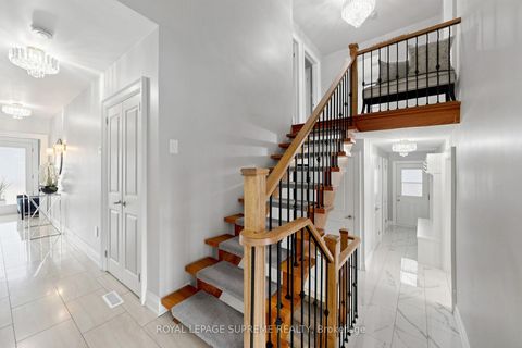 Photo 18 at 46 Chiswick Avenue, Amesbury, Toronto