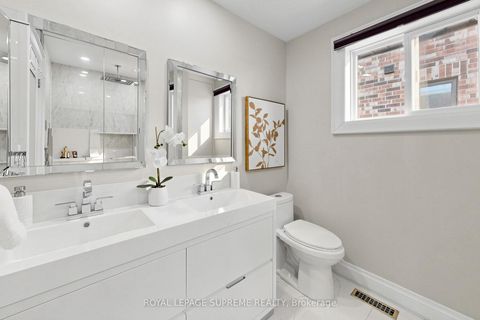 Photo 25 at 46 Chiswick Avenue, Amesbury, Toronto