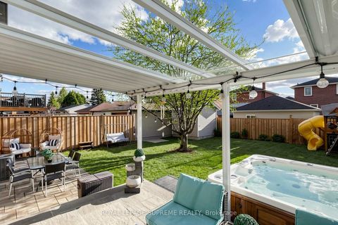 Photo 30 at 46 Chiswick Avenue, Amesbury, Toronto