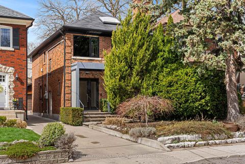Photo 1 at 82 Mayfield Avenue, Swansea, Toronto