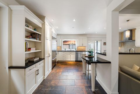 Photo 17 at 82 Mayfield Avenue, Swansea, Toronto