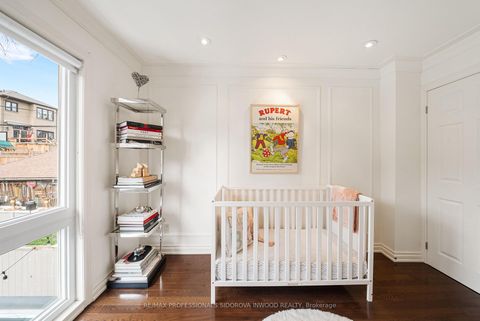 Photo 33 at 82 Mayfield Avenue, Swansea, Toronto