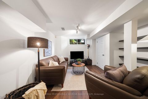 Photo 39 at 82 Mayfield Avenue, Swansea, Toronto