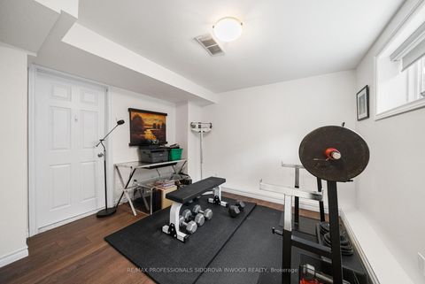 Photo 41 at 82 Mayfield Avenue, Swansea, Toronto