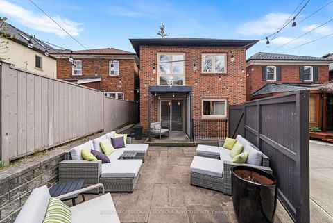 Photo 46 at 82 Mayfield Avenue, Swansea, Toronto