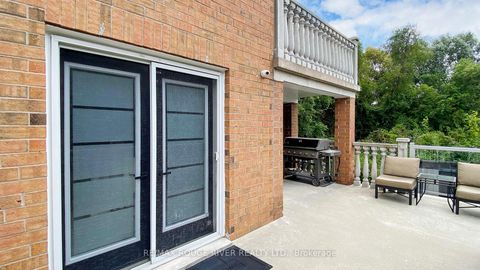 Photo 36 at 32 Dalmato Court, Vaughan Grove, Vaughan