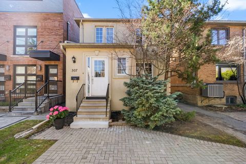Photo 2 at 307 Belsize Drive, Mount Pleasant East, Toronto