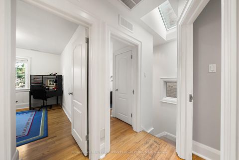 Photo 28 at 307 Belsize Drive, Mount Pleasant East, Toronto