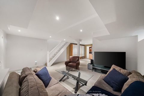 Photo 30 at 307 Belsize Drive, Mount Pleasant East, Toronto