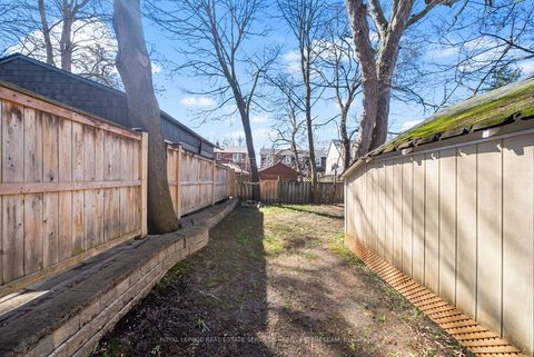 Photo 38 at 307 Belsize Drive, Mount Pleasant East, Toronto