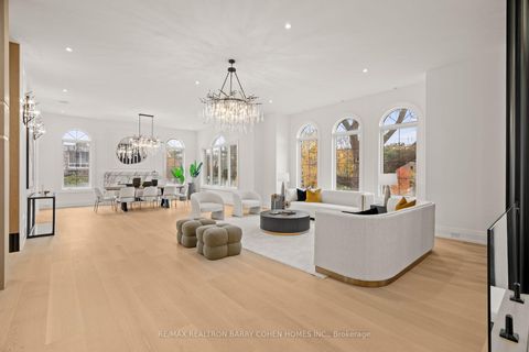 Photo 6 at 81 Upper Canada Drive, Windfields, Toronto