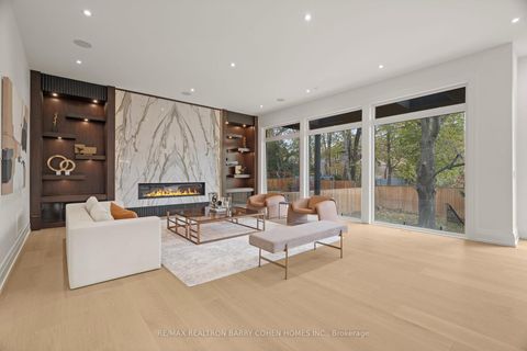 Photo 19 at 81 Upper Canada Drive, Windfields, Toronto