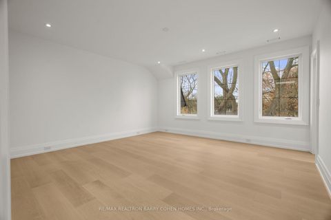 Photo 33 at 81 Upper Canada Drive, Windfields, Toronto