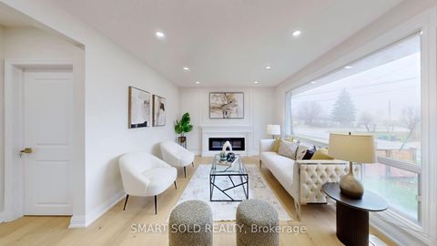 Photo 0 at 439 Fernleigh Circle N, Crosby, Richmond Hill