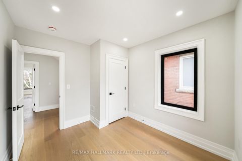 Photo 20 at 26 Carey Road, Mount Pleasant West, Toronto
