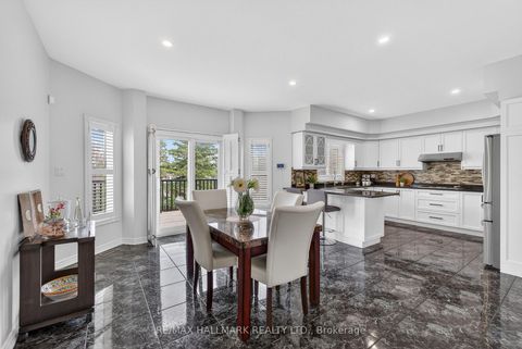 Photo 7 at 53 Alpha Court, Islington Woods, Vaughan