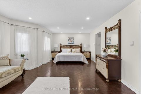 Photo 25 at 53 Alpha Court, Islington Woods, Vaughan