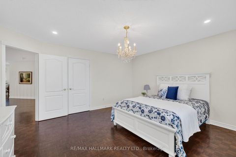 Photo 35 at 53 Alpha Court, Islington Woods, Vaughan