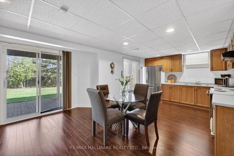 Photo 40 at 53 Alpha Court, Islington Woods, Vaughan