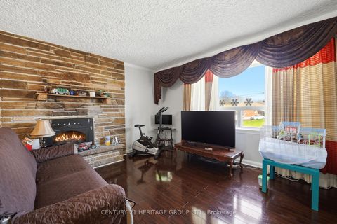 Photo 6 at 10 Garthwood Drive, Kennedy Park, Toronto