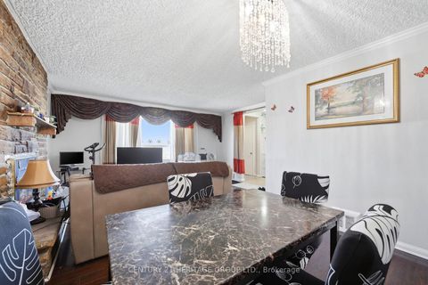 Photo 12 at 10 Garthwood Drive, Kennedy Park, Toronto