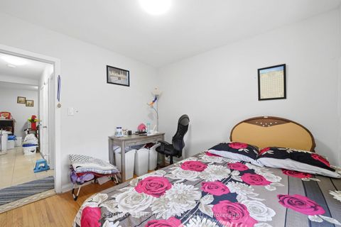 Photo 26 at 10 Garthwood Drive, Kennedy Park, Toronto