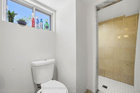 Photo 36 at 10 Garthwood Drive, Kennedy Park, Toronto