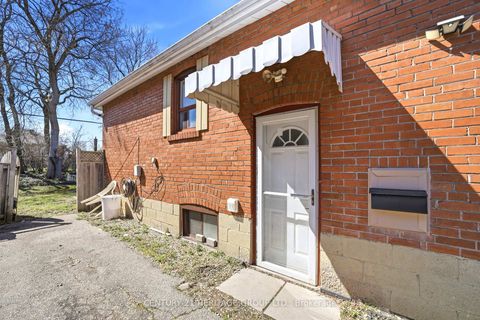 Photo 38 at 10 Garthwood Drive, Kennedy Park, Toronto