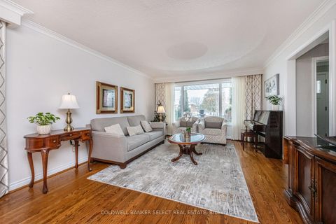 Photo 6 at 72 Mayall Avenue, CFB, Toronto