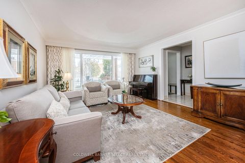 Photo 7 at 72 Mayall Avenue, CFB, Toronto