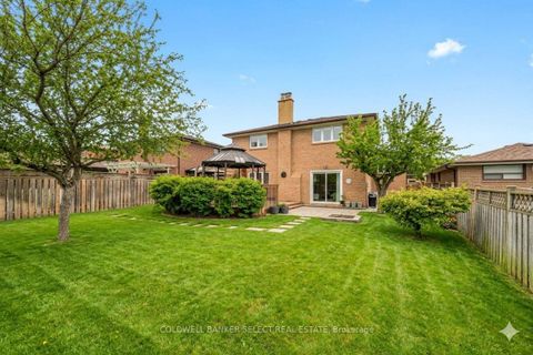 Photo 39 at 72 Mayall Avenue, CFB, Toronto