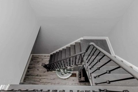 Photo 9 at 8 Norbrook Crescent, Clairville, Toronto