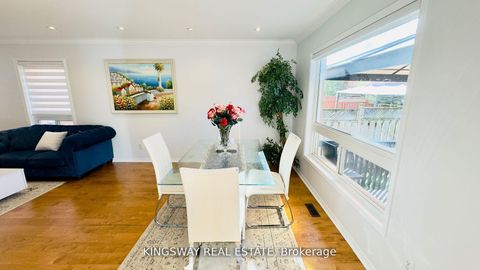 Photo 7 at 164 Gail Parks Crescent, Woodland Hill, Newmarket