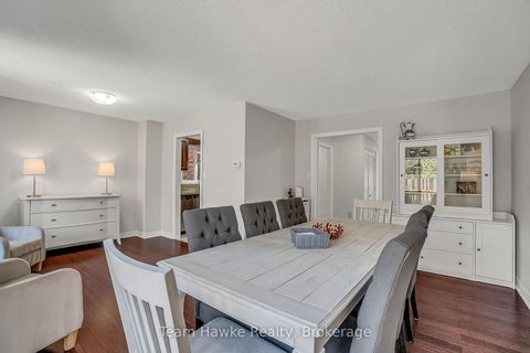 Photo 5 at 15 White Boulevard, Brownridge, Vaughan