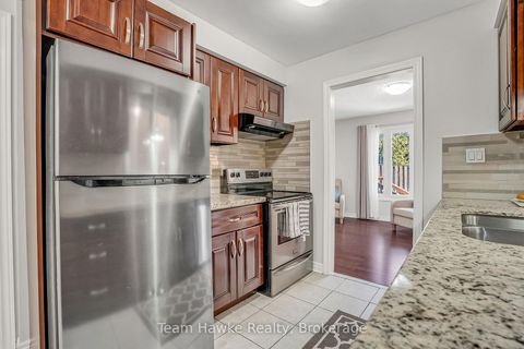 Photo 9 at 15 White Boulevard, Brownridge, Vaughan