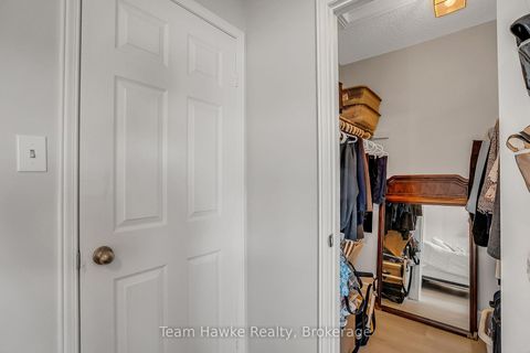 Photo 15 at 15 White Boulevard, Brownridge, Vaughan