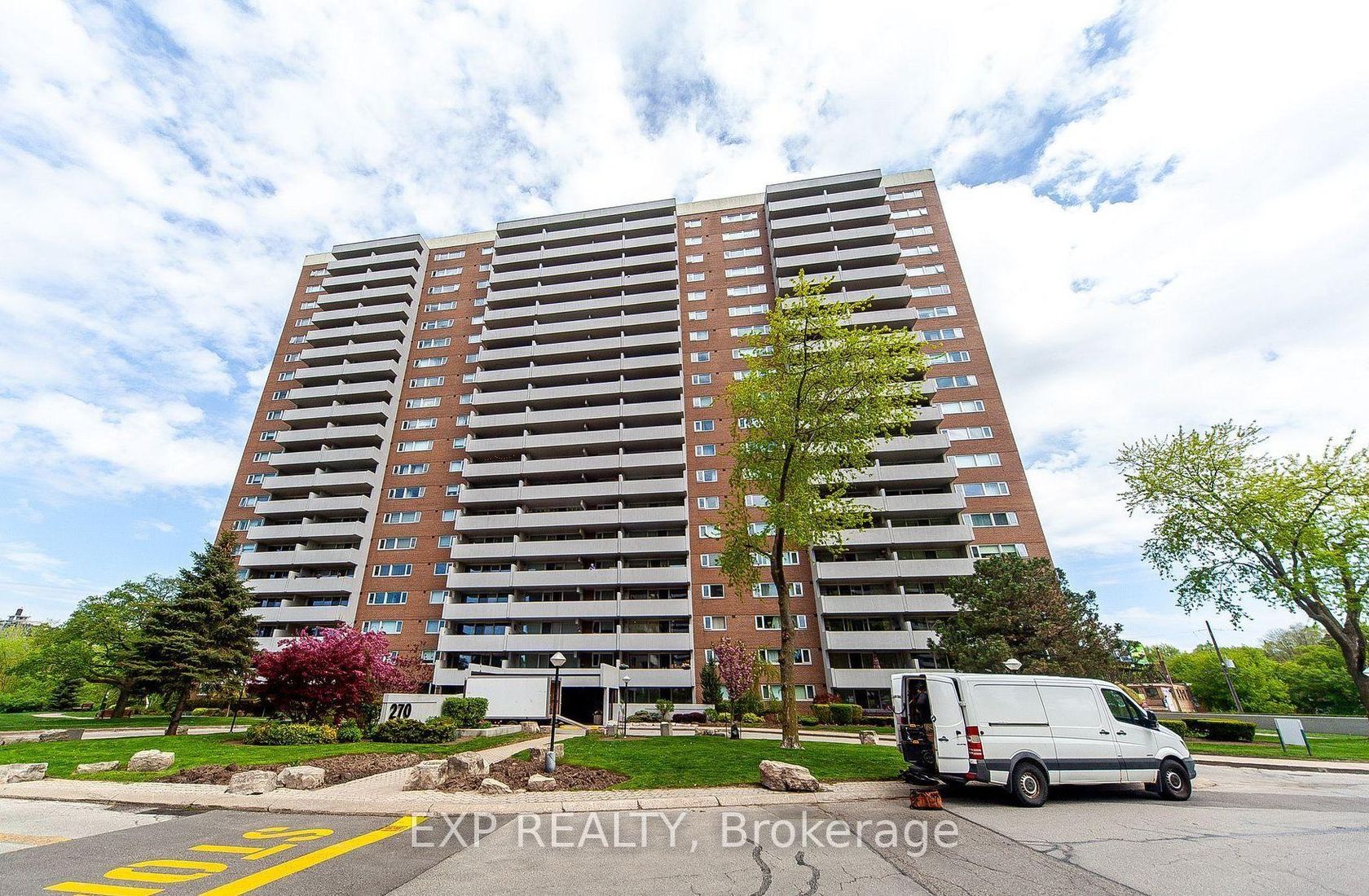 205 - 270 Scarlett Road, Smythe, Toronto photo 4