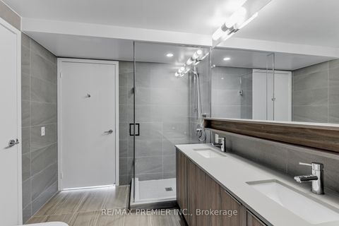 Photo 18 at TH17 - 7 Buttermill Avenue, Concord, Vaughan