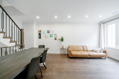 Photo 5 at 105 - 11 Everson Drive, Willowdale East, Toronto