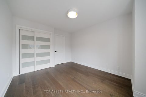 Photo 17 at 105 - 11 Everson Drive, Willowdale East, Toronto