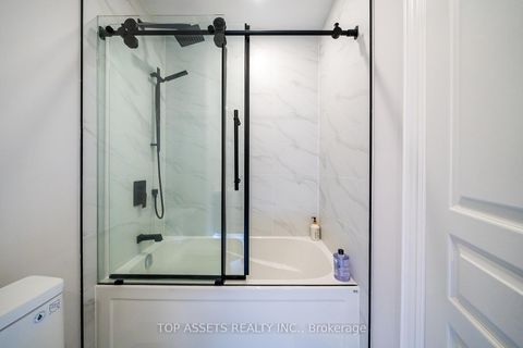 Photo 20 at 105 - 11 Everson Drive, Willowdale East, Toronto