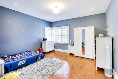 Photo 26 at 31 Ivanhoe Court, Maryvale, Toronto