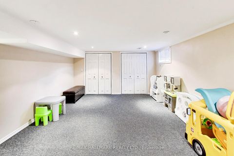 Photo 36 at 31 Ivanhoe Court, Maryvale, Toronto